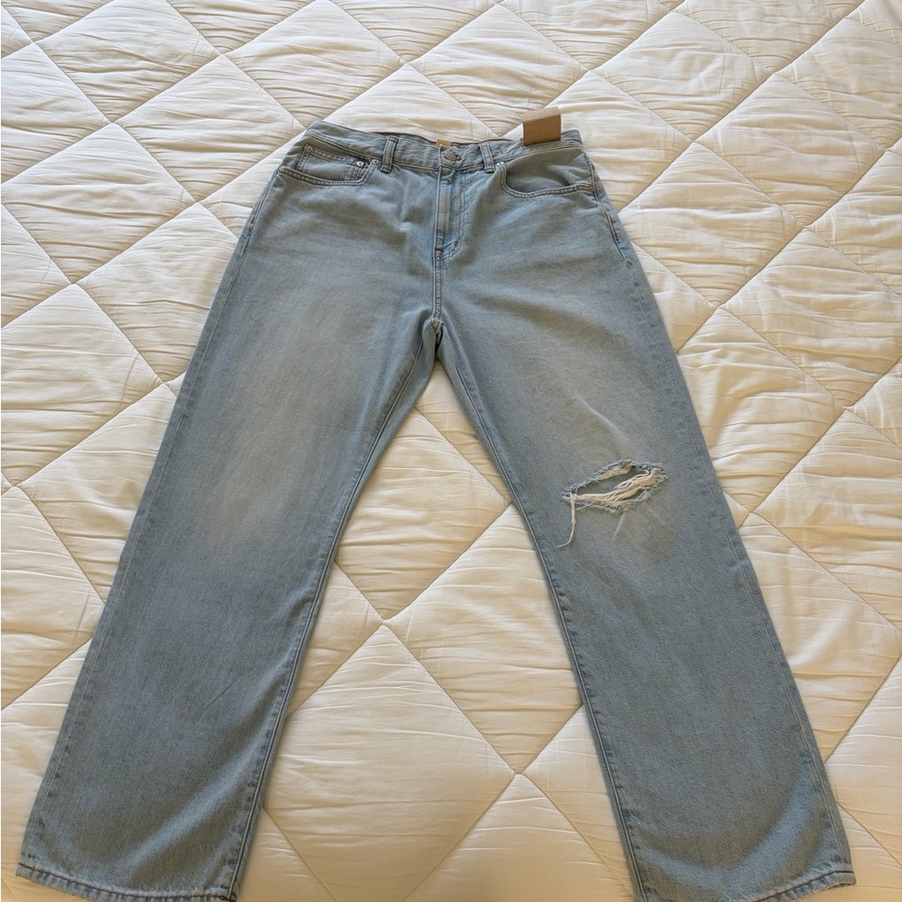 Madewell Light Blue Relaxed Women's Jeans with Knee Rip